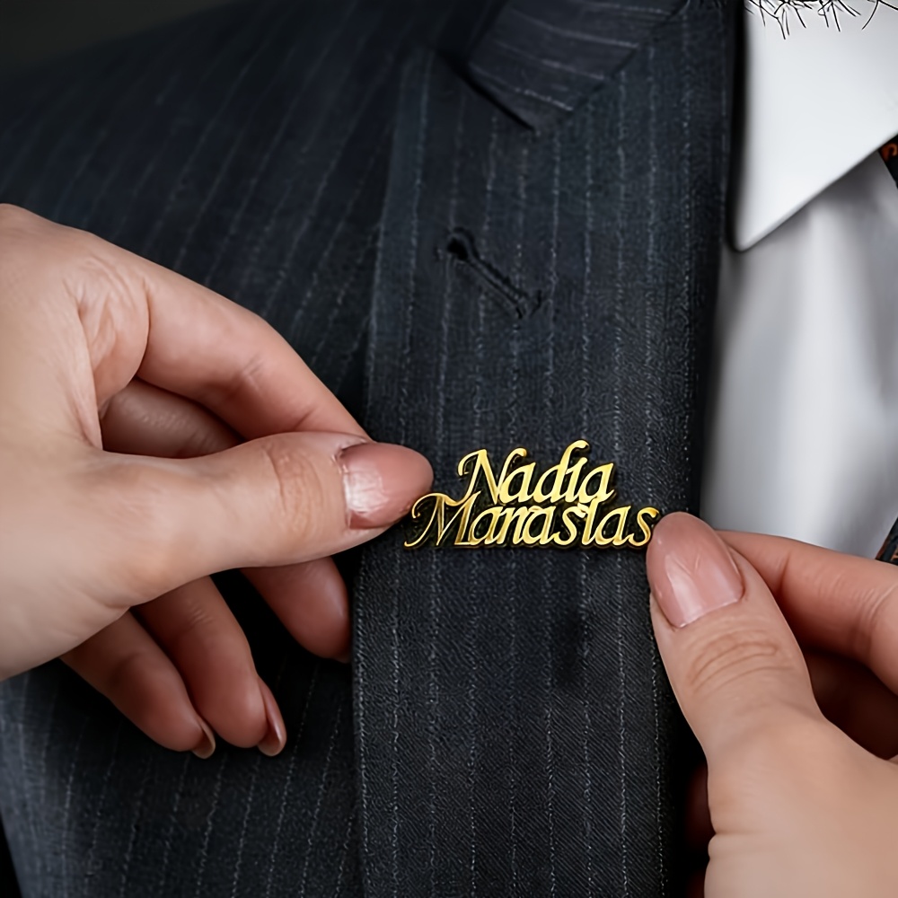 TEMU ["Personnalisation] Broche de nom de lettre multicouche personnalisée, broche de nom de couche supérieure et inférieure en acier inoxydable 304