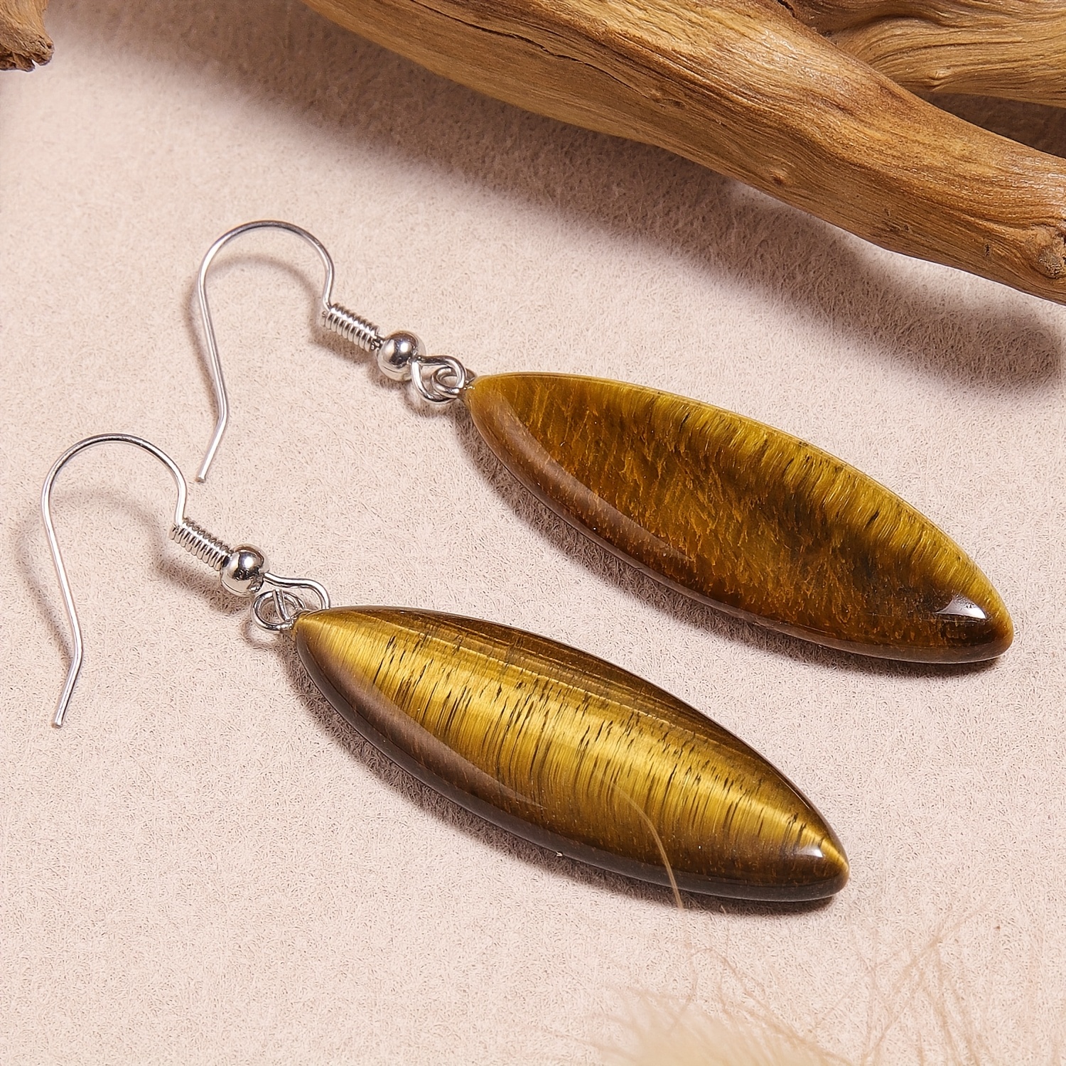 TEMU Eye Shaped Women's Fashion Dangle Earrings Exquisitely Petite With Sparkling Natural Stone Patterns Ideal For Balls, Parties, And Gatherings