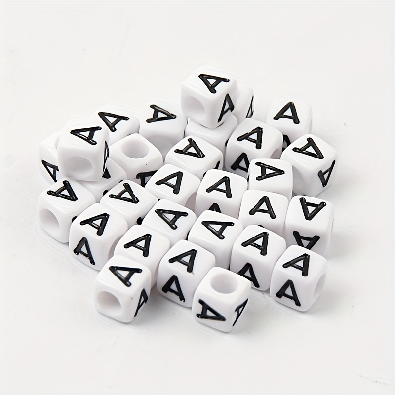 E-shop 25 Stück gemischte Buchstaben weiße Acrylperlen A-Z Buchstaben Quadratische Würfel Spacer Lose Perlen Schmuckherstellung Handgefertigtes