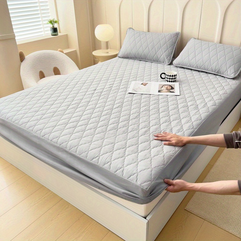 4-Season High-Quality Soft Comfortable Waterproof Mattress Protector, Premium Solid Color Bedding Full Coverage Mattress Protector - Perfect for Bedroom and Hotel Rooms, Single and Double Beds Friendly Breathable Machine Washable