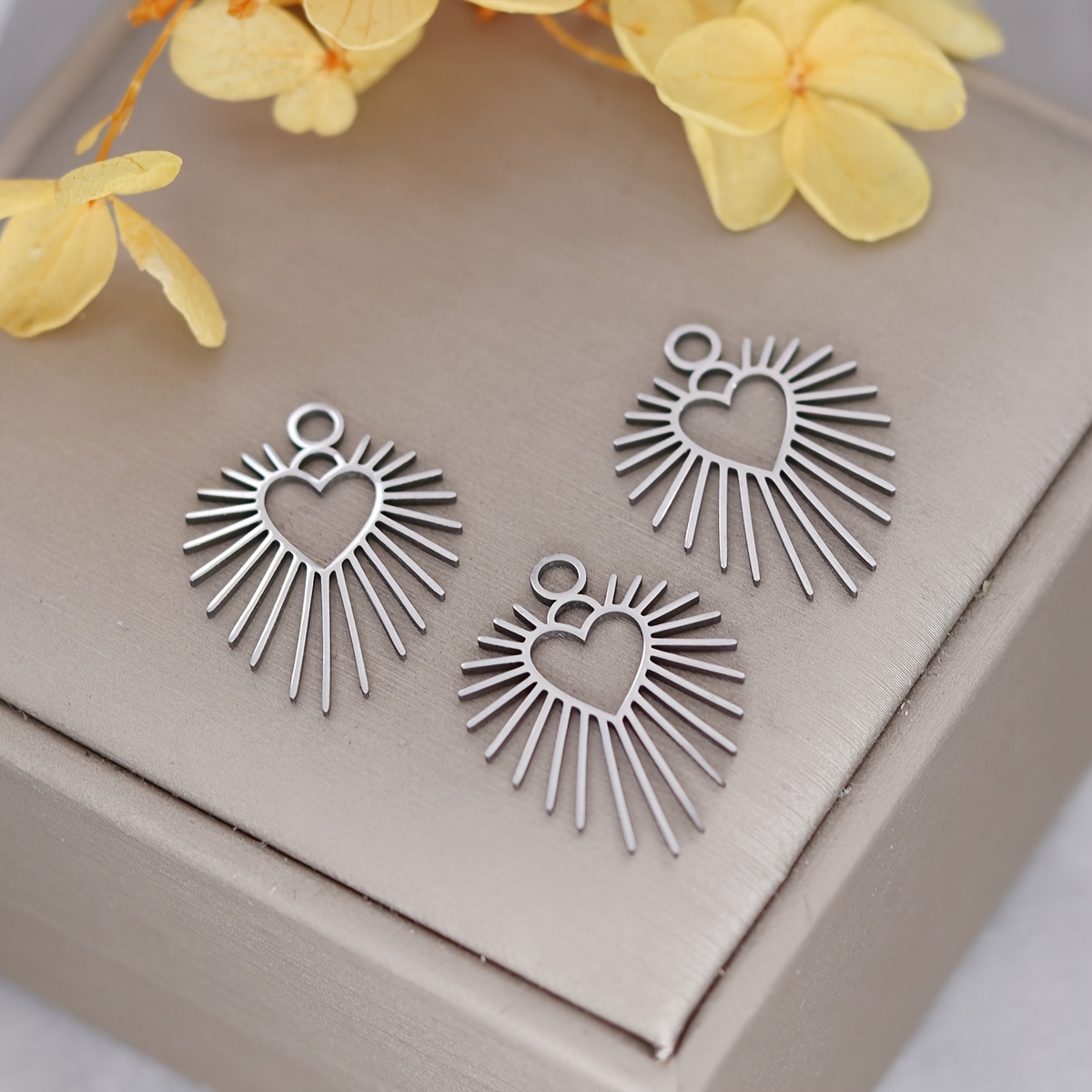 TEMU 3pcs Pendentif Solaire Cœur Géométrique Bohème en Acier Inoxydable Breloques Collier Boucles d'Oreilles Fournitures de Fabrication de Bijoux