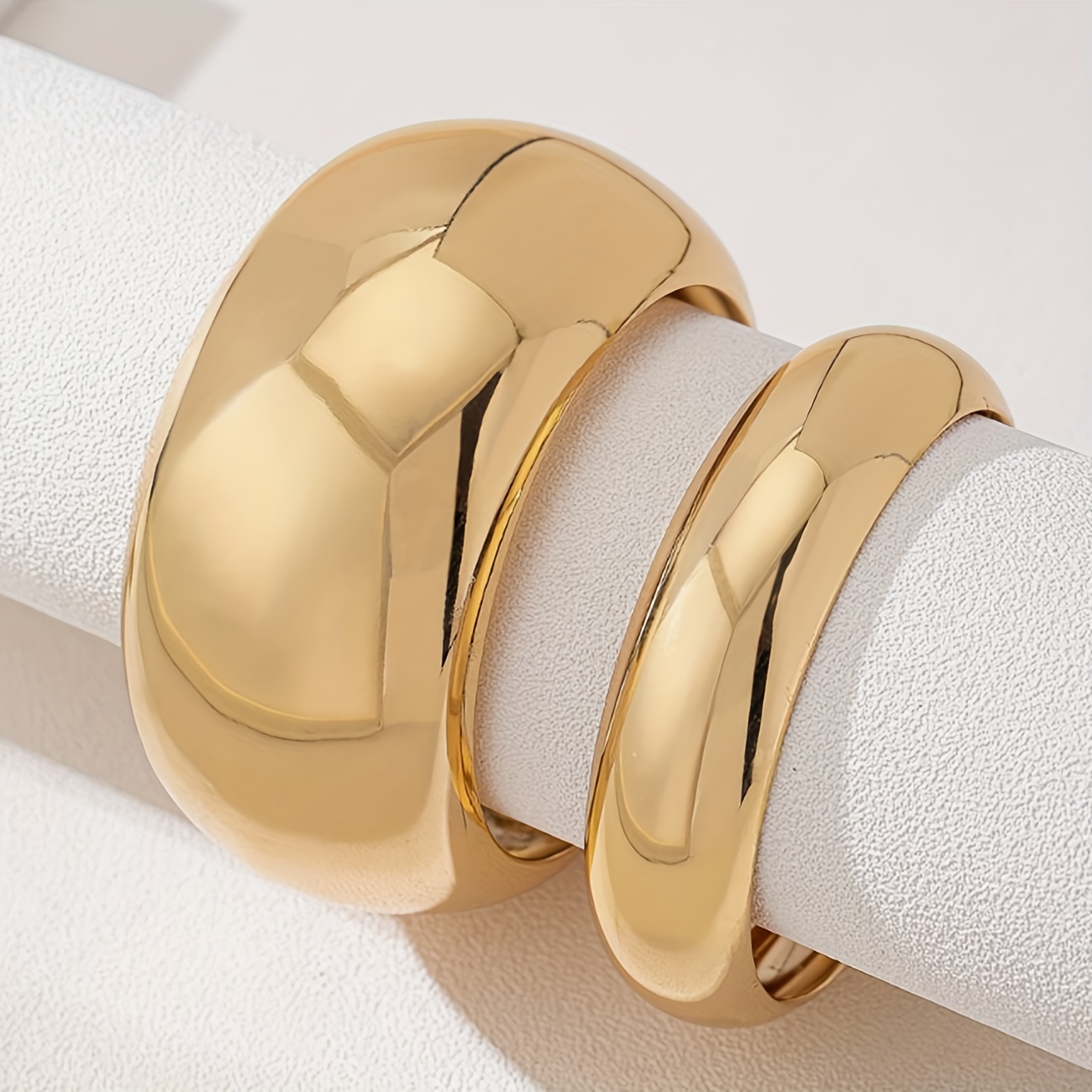 2pcs Bohemian Style Thick Bangle Set, Glossy Finish