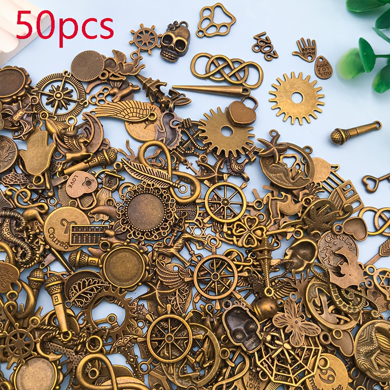 Image of /50pcs Vintage Steampunk Gears And Cogs Metal Keychain Charms - Antique Brass End, Craft Additions For Keys, Bags, Home Decor - No Electricity Needed, Durable Industrial-style Decorative Pendants