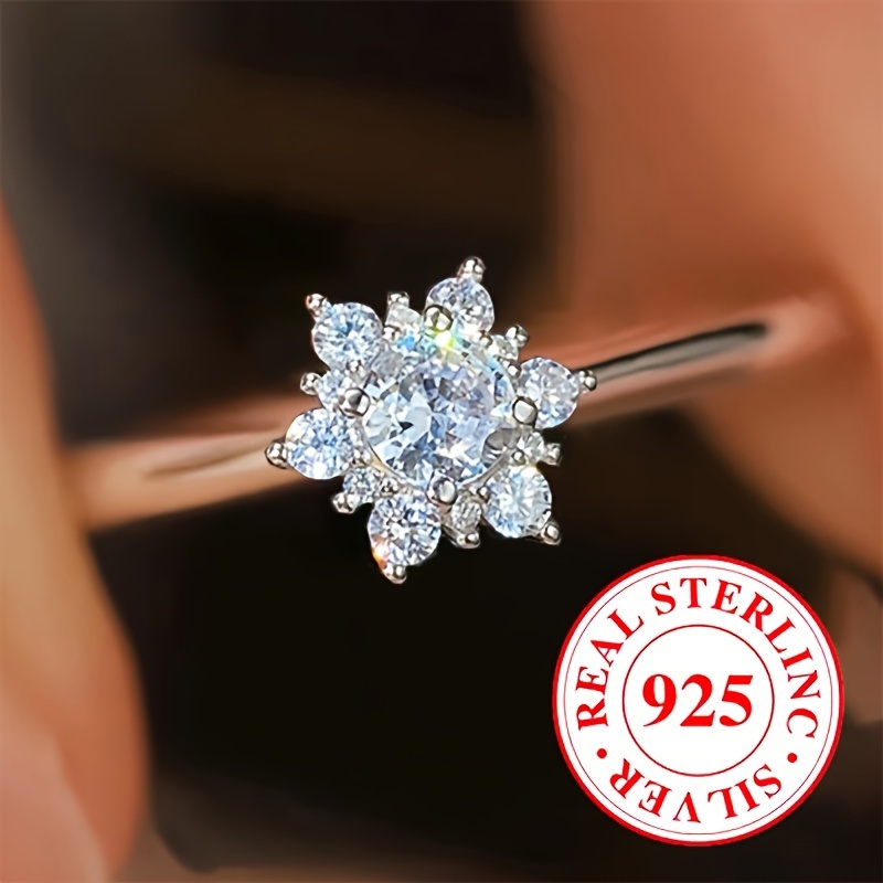 

Luxurious And Trendy Ring For Women With 3 Grams Of 925 Sterling Silver, Sparkling Zirconia Shape, Weddings, Christmas, Valentine's Day, And As A High-end Gift (without Box).