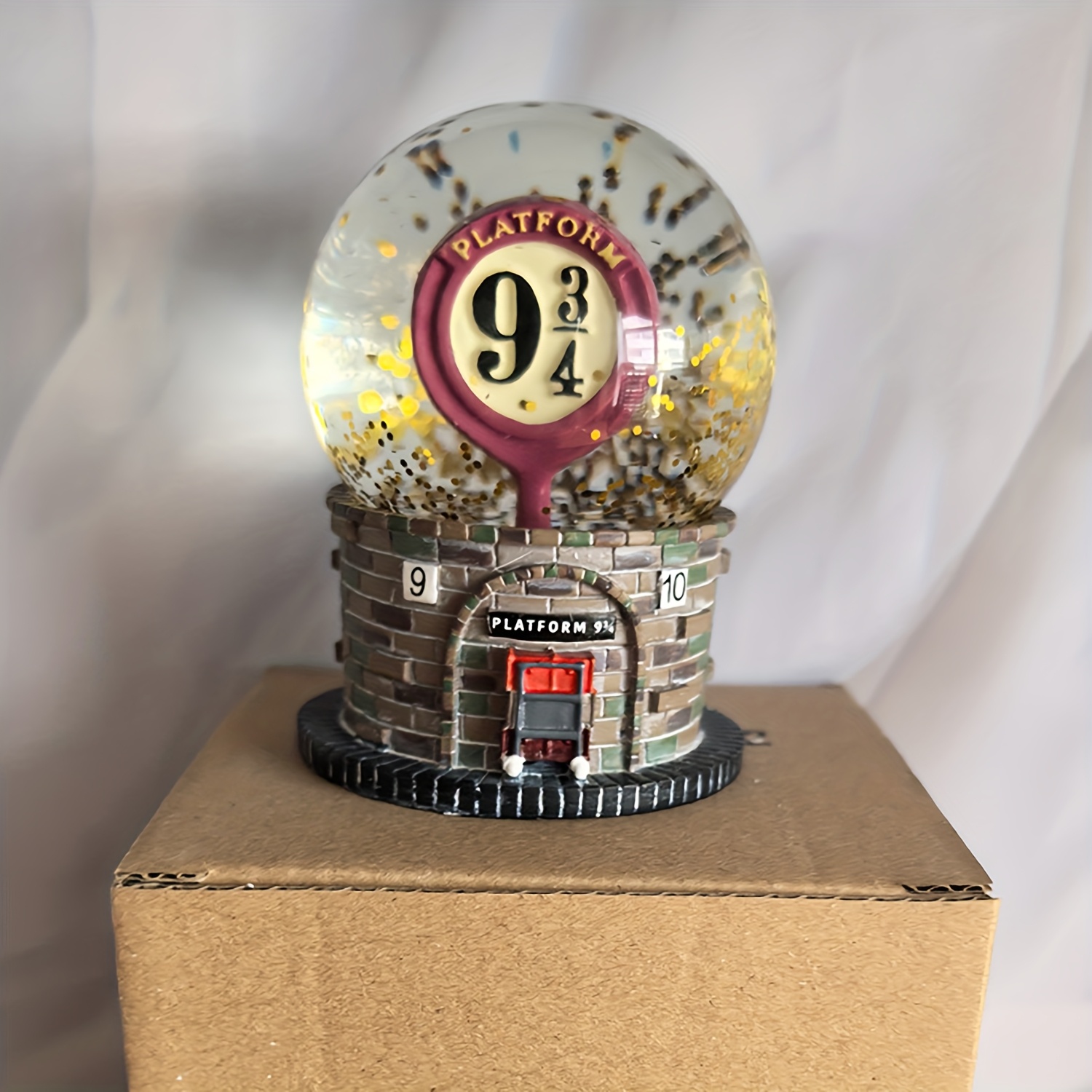 Image of Crystal Figurine, Inner Carved , School Of And 3/4 Train Interior Decor, Perfect For Bedroom/study, Ideal Birthday/halloween/christmas Gift