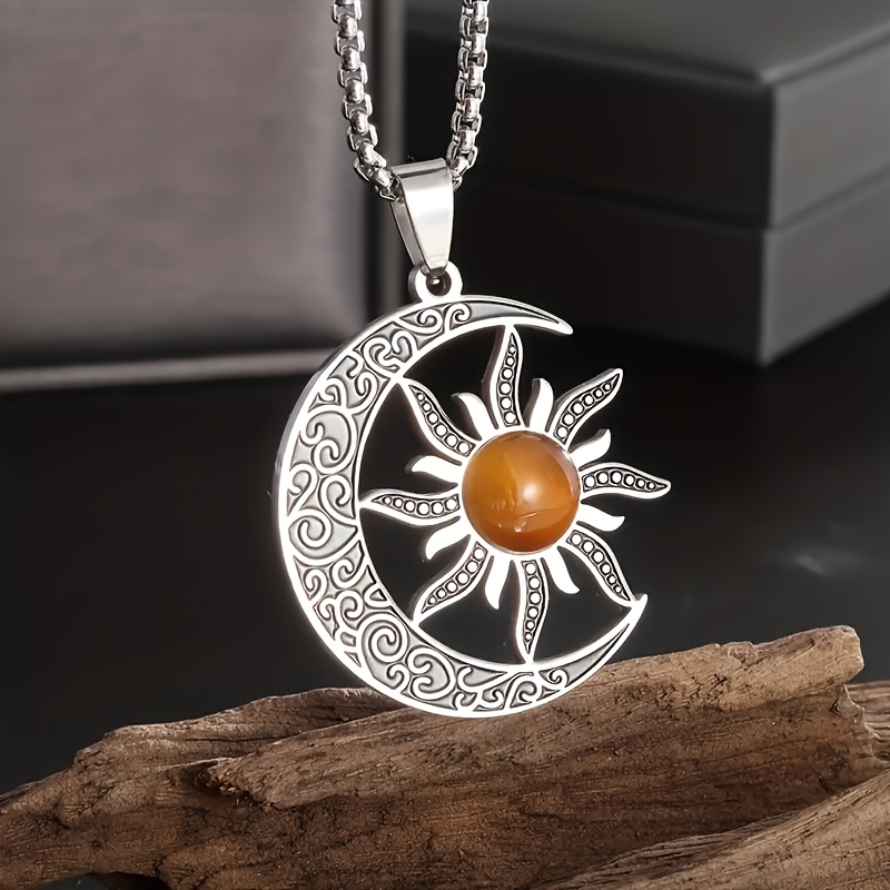 Women's Fashion Versatile Classic Moon Sun Pendant Necklace