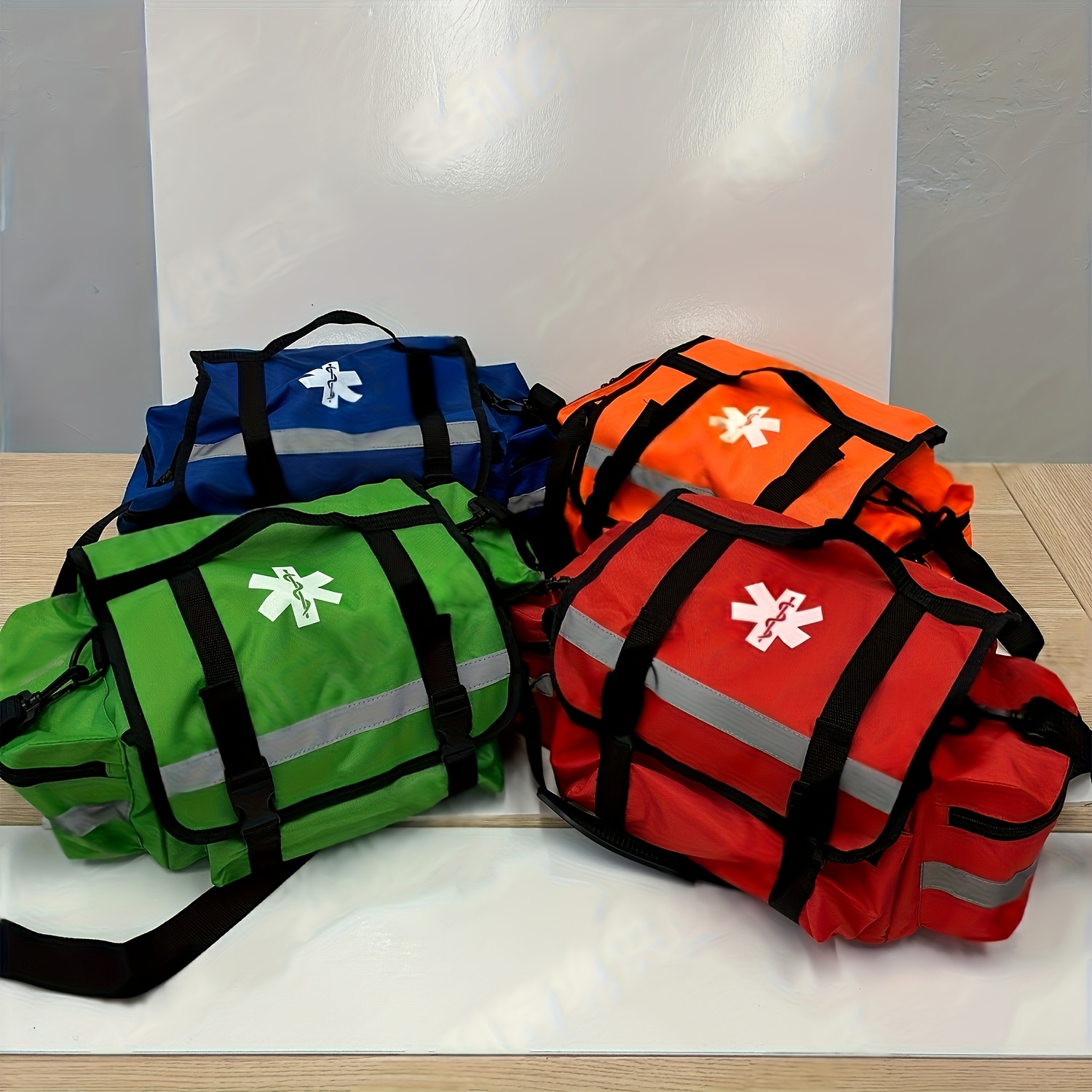 1pc 17 7 11 8 5 9 inch only bag outdoor first aid   kit large capacity reflective strip portable rescue bag