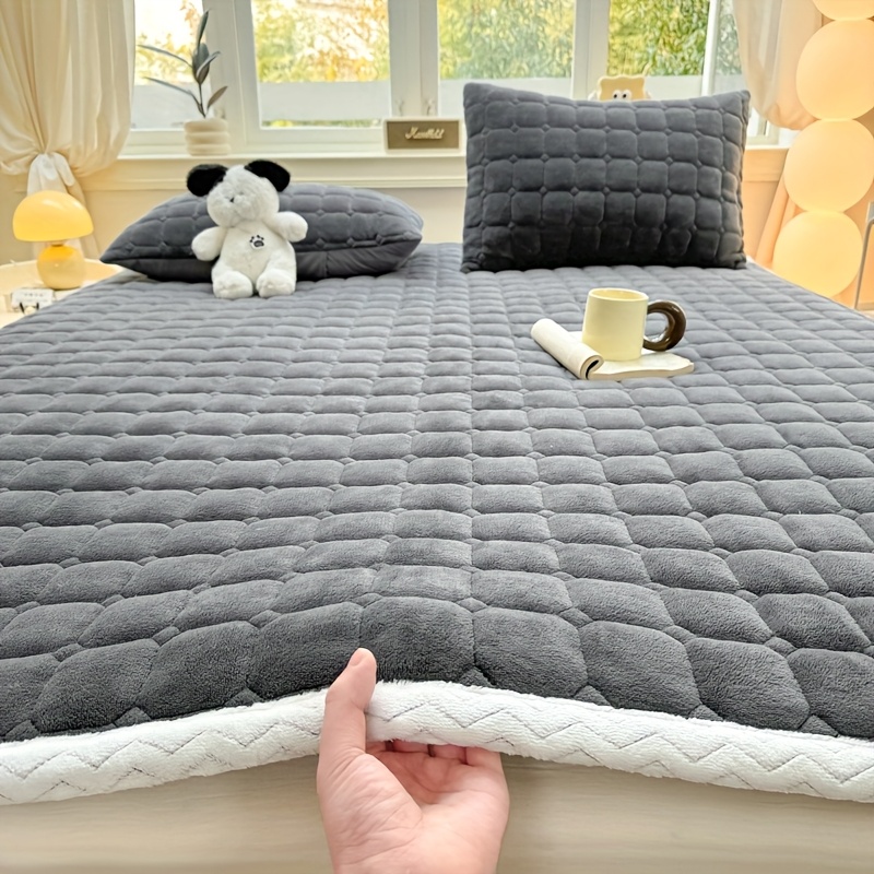 E-shop superweicher, seidiger Flanell-Matratzenschoner aus Faserstoff, dünner Matratzenbezug, bequeme, gesteppte Flanell-Matratzenauflage,