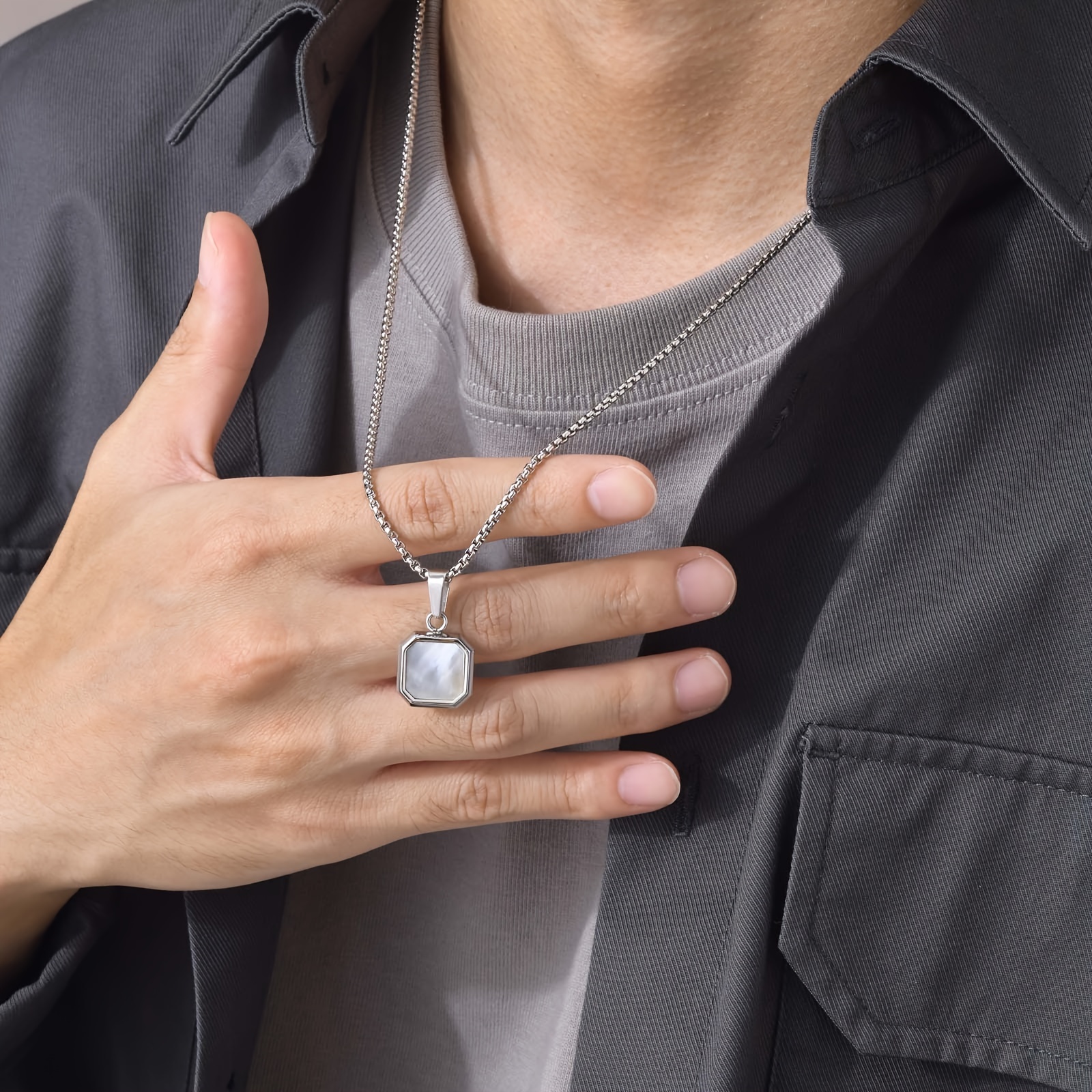 

Elegant Men' Steel Necklace With Chic Natural Shell Square Pendant - Fashionable , Ideal Daily Accessory & Gift