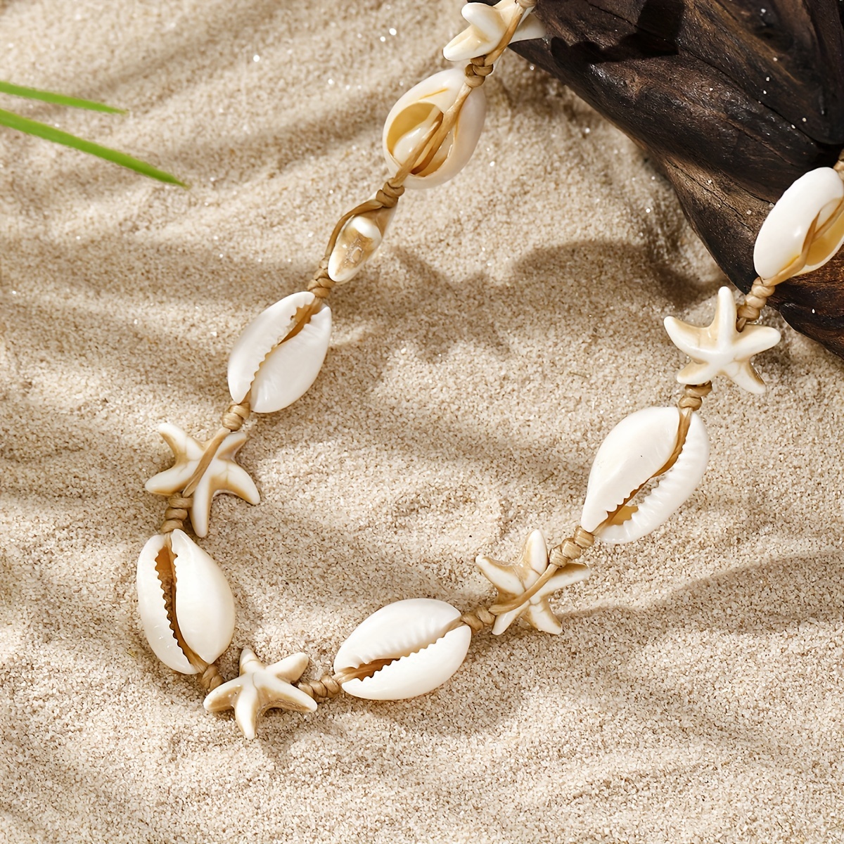 

Bohemian Style Braided Cord And Shell Decorative Summer Beach Necklace - Parties And Holidays