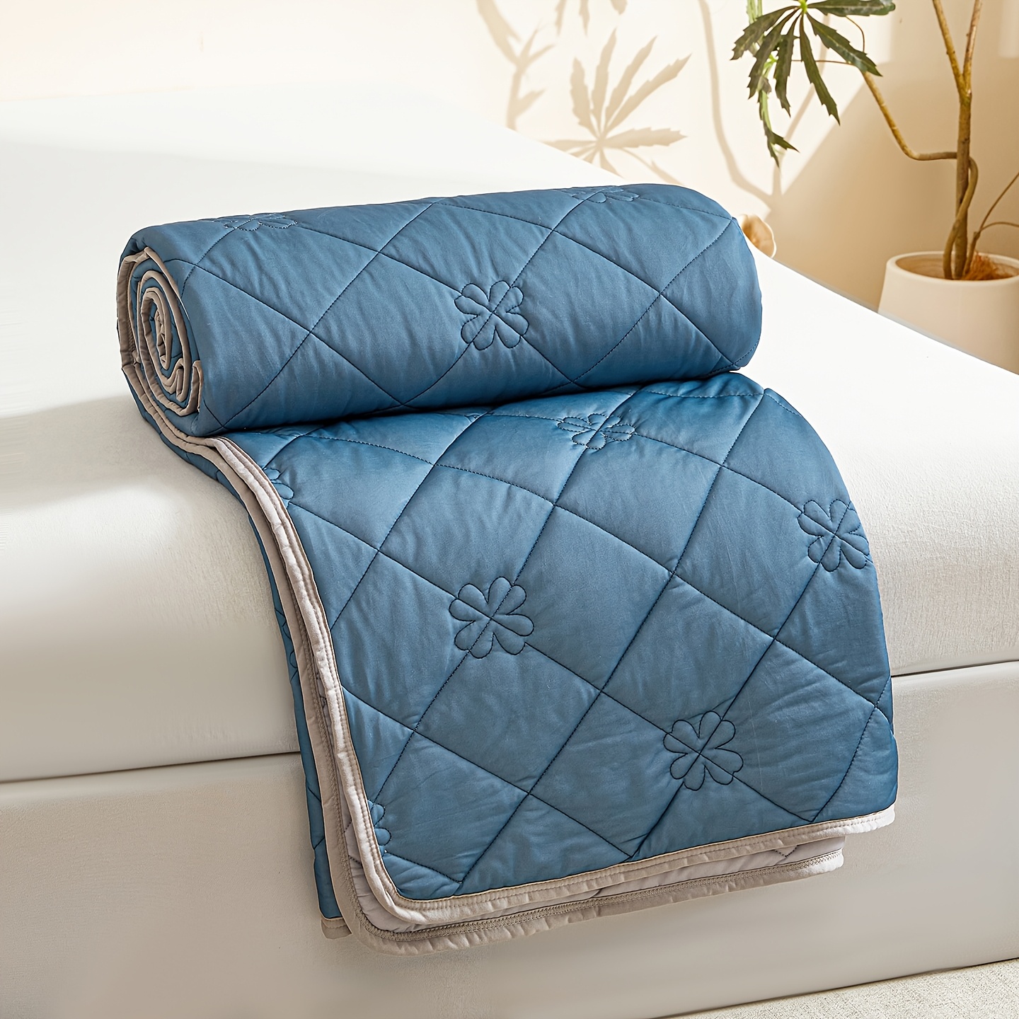 TEMU 1pc Cooling Blanket Suitable For Hot Sleepers - Lightweight Double-sided Cooling Comforter Quilt With Colors & Multicolor Bedspread, Machine