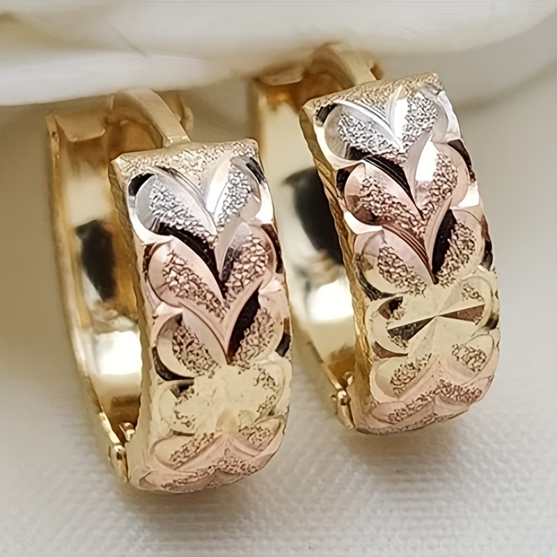E-shop 1 Paar Damenmode Hohlschmuck Mittelostlicher Stil Schmuck Luxus Goldener Kleiner Kreis Schmuck Damen Hochzeit Accessoires Geeignet für tägliche