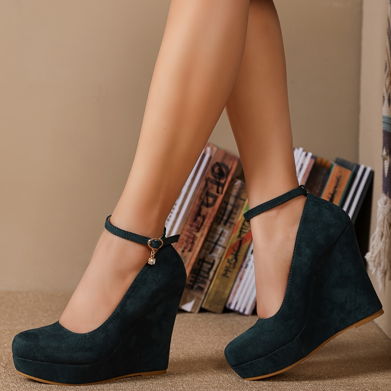 

Lightweight Solid Color Round Toe High Heel Wedges For Women – Huizhou Fabric Upper With And Artificial Leather Lining