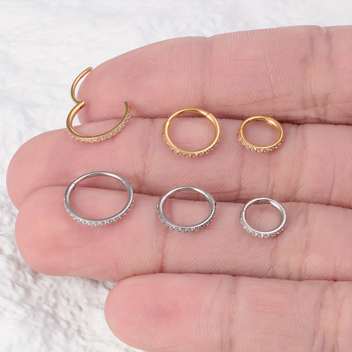 Synthetic Zirconia Hinged Nose Ring, Vintage Style for Daily Wear