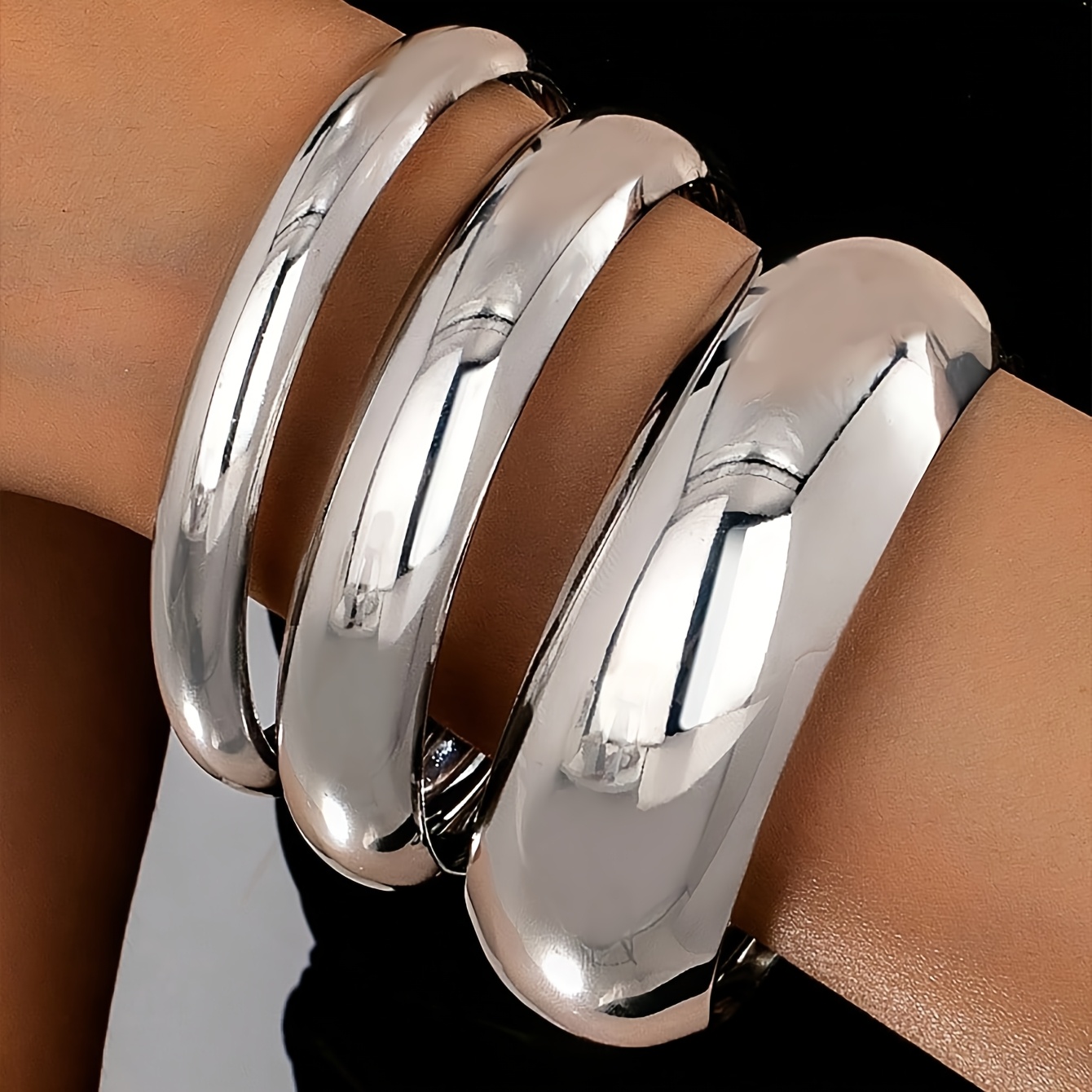 E-shop 3-teiliges Set modischer, eleganter Damenarmbänder, glattes glänzendes Design, geeignet für den , Partys, Urlaub Pendeln, modischer Schmuck zum