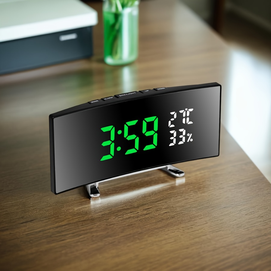 Sveglia Digitale LED Con Allarme 110 DB, Funzionamento A Batteria AA, Per Dormienti Pesanti, Display 1,2", Autonomia 12 Mesi - 2