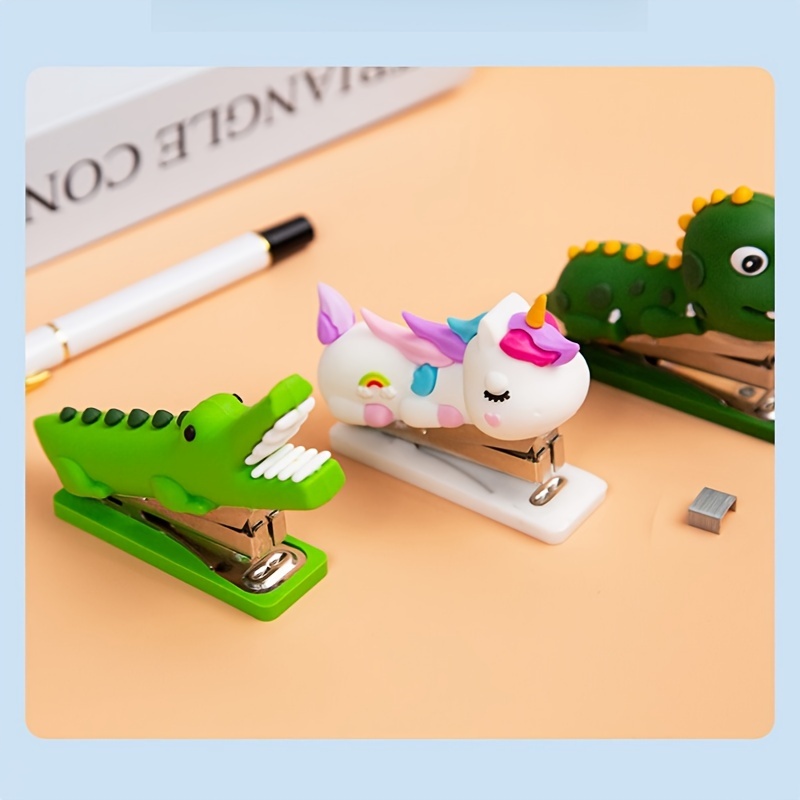 

White Unicorn Mini Stapler With Stapler, Cute Small Stapler For Desk, Learning Or Office Use (white)