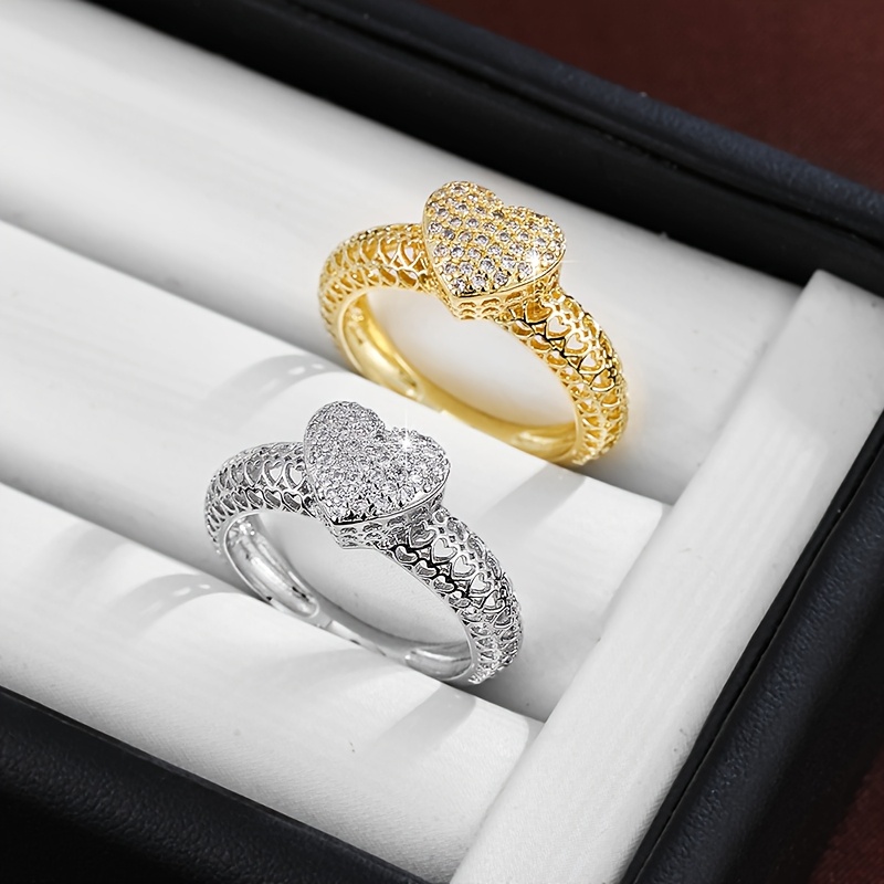 Women's Trendy Heart-Shaped Hollow Design Ring Set