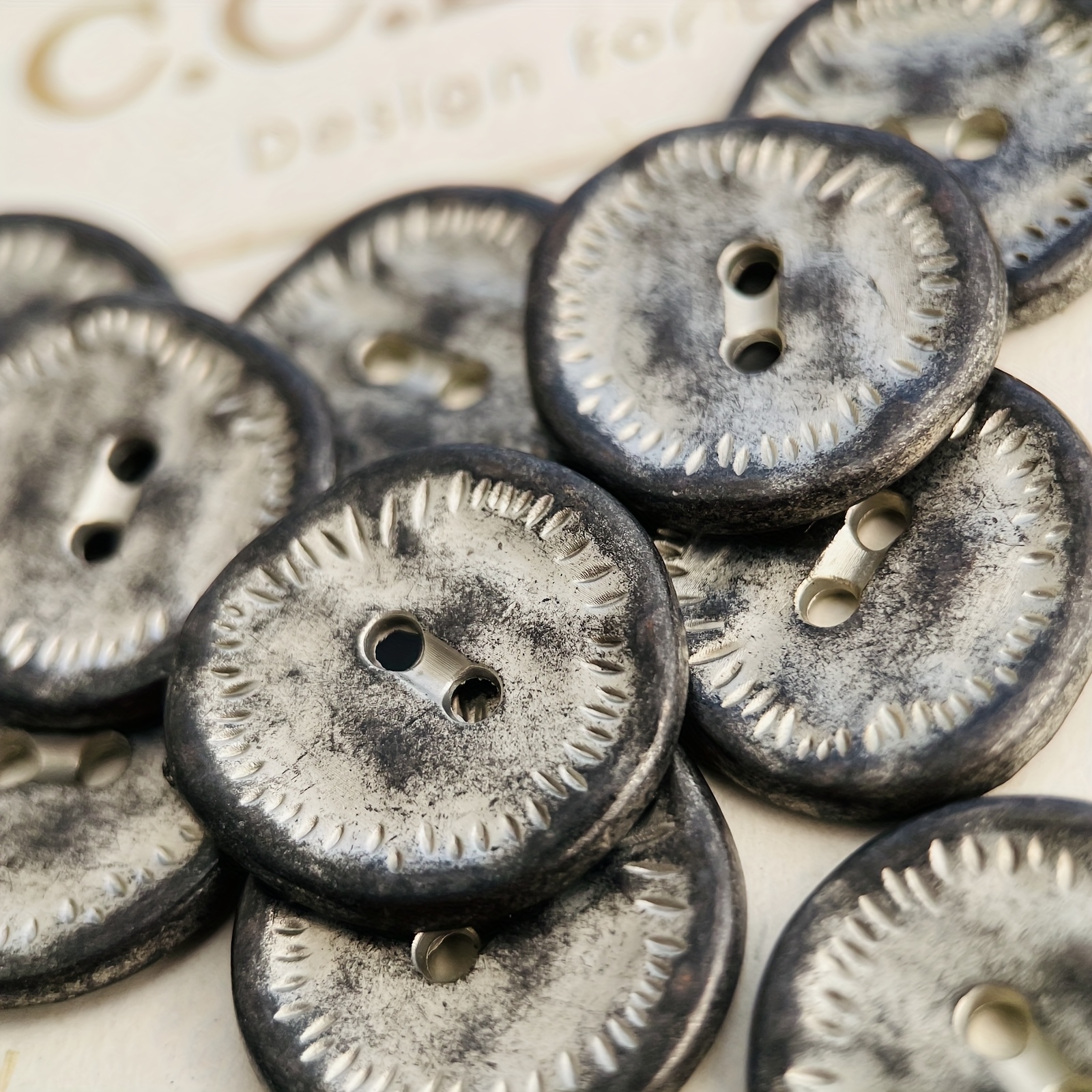 Image of [vintage Sewing Buttons] 10pcs Bronze & Silvery Vintage Metal Sewing Buttons |18mm Handmade Design For Clothing, Hair Accessories, Bags, Belts, Hats, Scarves, And Home Textile Decorations