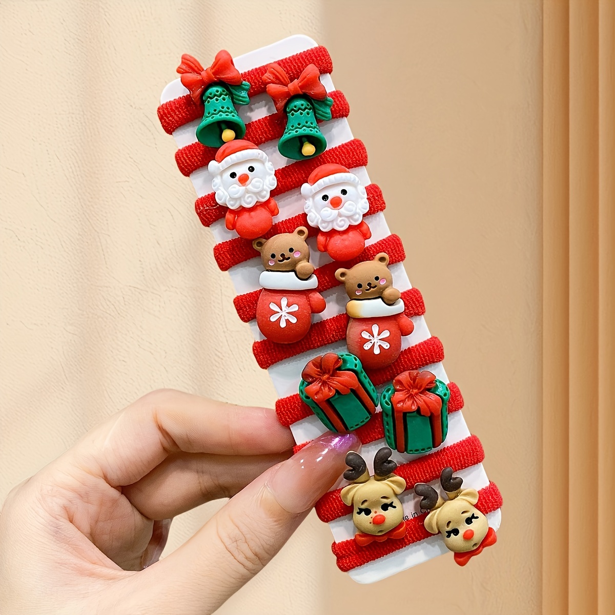 

10- Christmas 3-14, Accessories, Mixed For