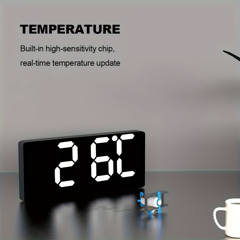 

1pc, Led Alarm And Display, Day Battery , 12/24h, Mountable, Plastic Desk For And