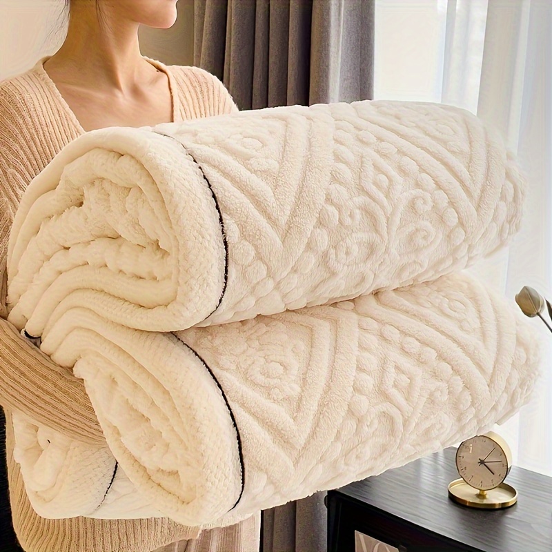 luxury velvet throw blanket with unique carved design 350g thick     machine washable polyester knit for bed sofa details 1