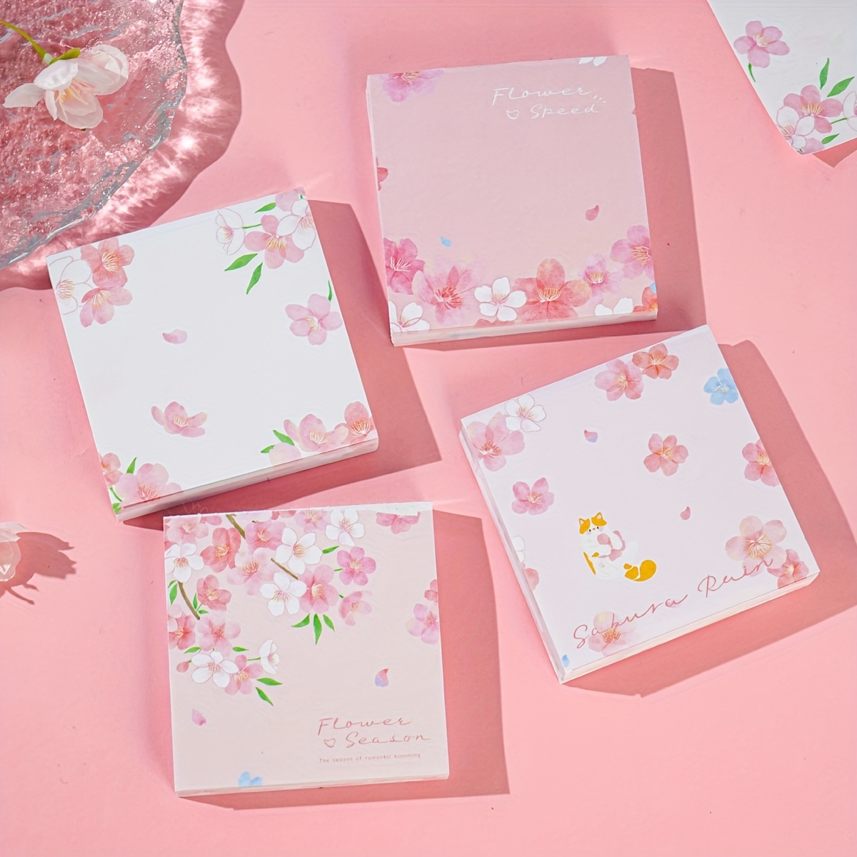 

Sakura Cherry Blossom Self-stick Notes - 100 Sheets, Square Shape, Non-sticky Paper, Tear-off Memo Pad, Flower Season Design, High-quality Aesthetic Notepad