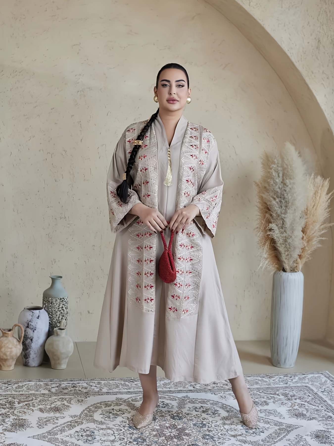 arabic ladies dress jalabiya Emirati Jalabiya; Arabic garment that epitomizes women status