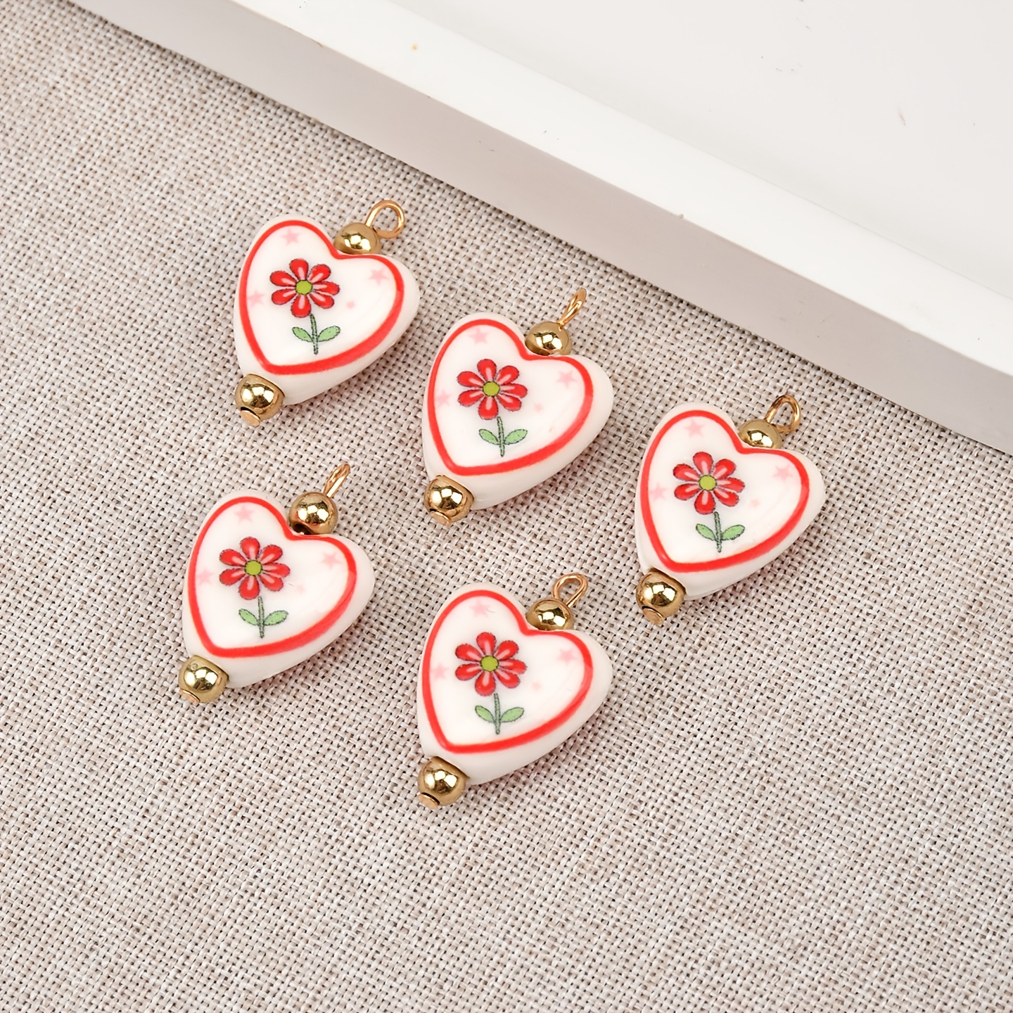 5pcs Random Color Double-Sided Floral Heart-Shaped Ceramic Pendants