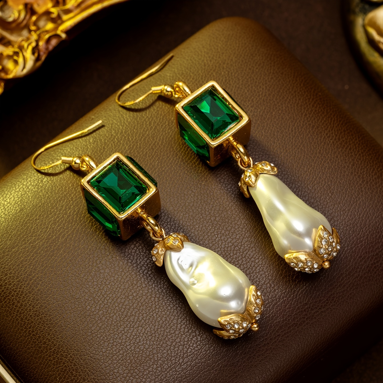 TEMU Boucles d'oreilles de mode élégantes et magnifiques de luxe léger, collier de vintage, haut de gamme de style , chaîne de pull tendance et