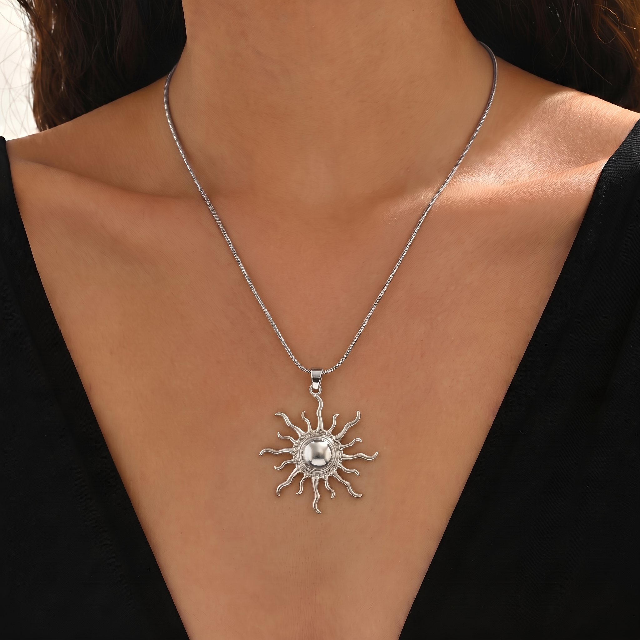 Image of 1pc Lxalry Women's Sun Pendant Necklace - Minimalist Vintage Small Solar Necklace With Metal, For Daily Wear & Parties, Elegant Accessory For Girlfriend Or Best Friend ( Chain)