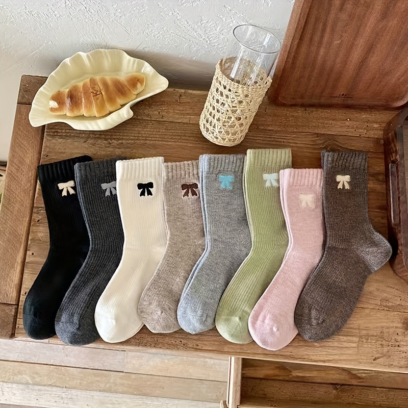 

8 Pairs Of Women' Color Bow Mid-calf Socks, Autumn And Winter Trendy Heel Socks, Fashionable Thickened Warm Sweet College Style Long Socks Suitable For Daily Use