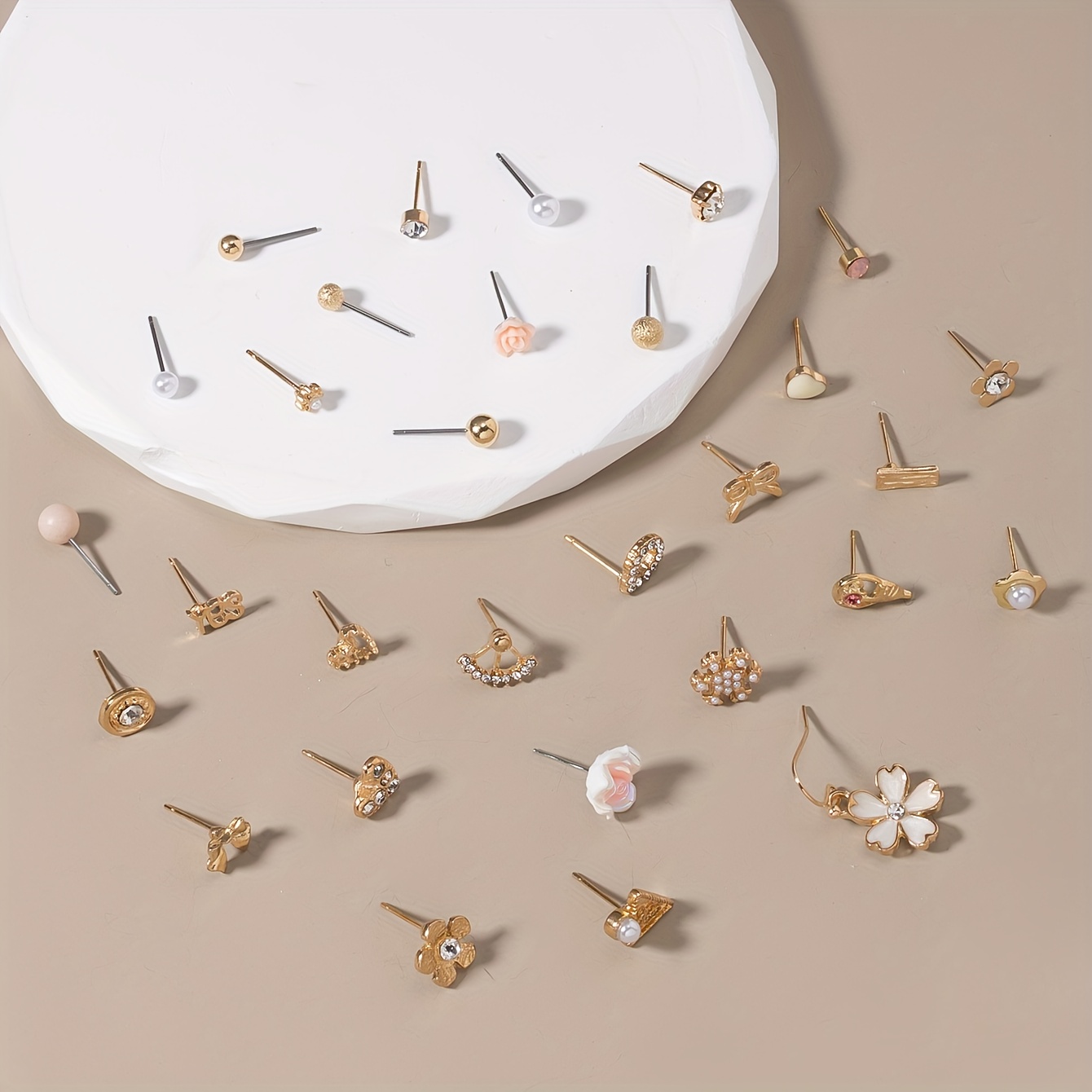 30-Pair Women's Stud Earrings Set