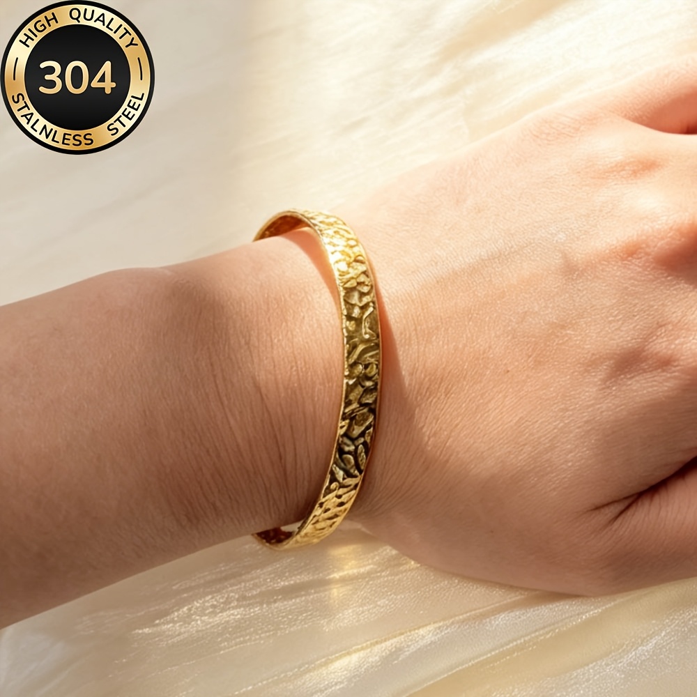 Women's 18K Golden Plated Retro Hammered Bracelet
