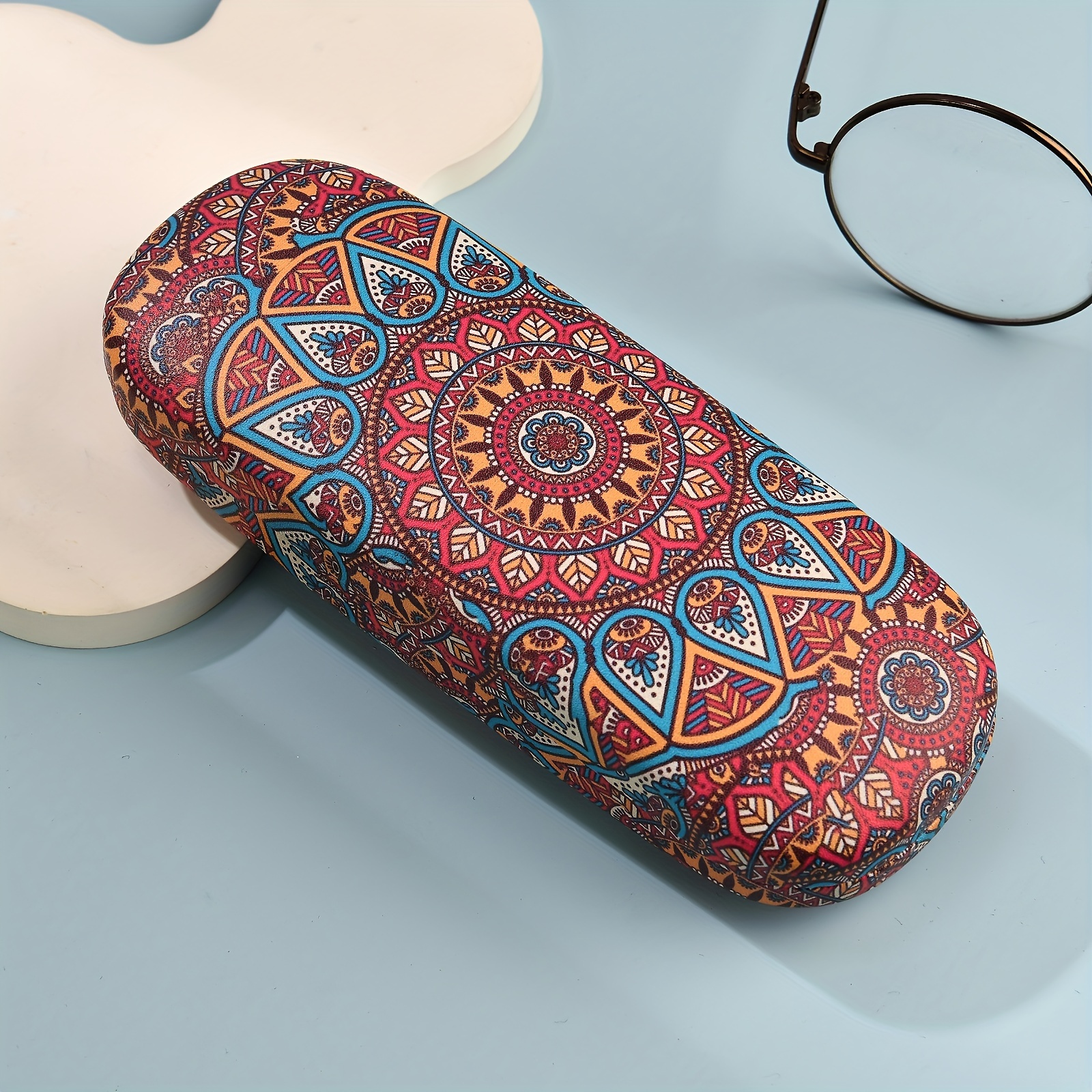 Women's Fashion Glasses Case with Colorful Magic Array Print