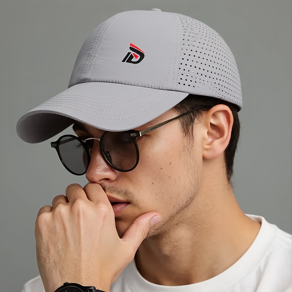 Image of Men's Lightweight Summer Outdoor Casual Sports Cap That Dries Quickly, Breathes Well, And Provides While Absorbing Sweat