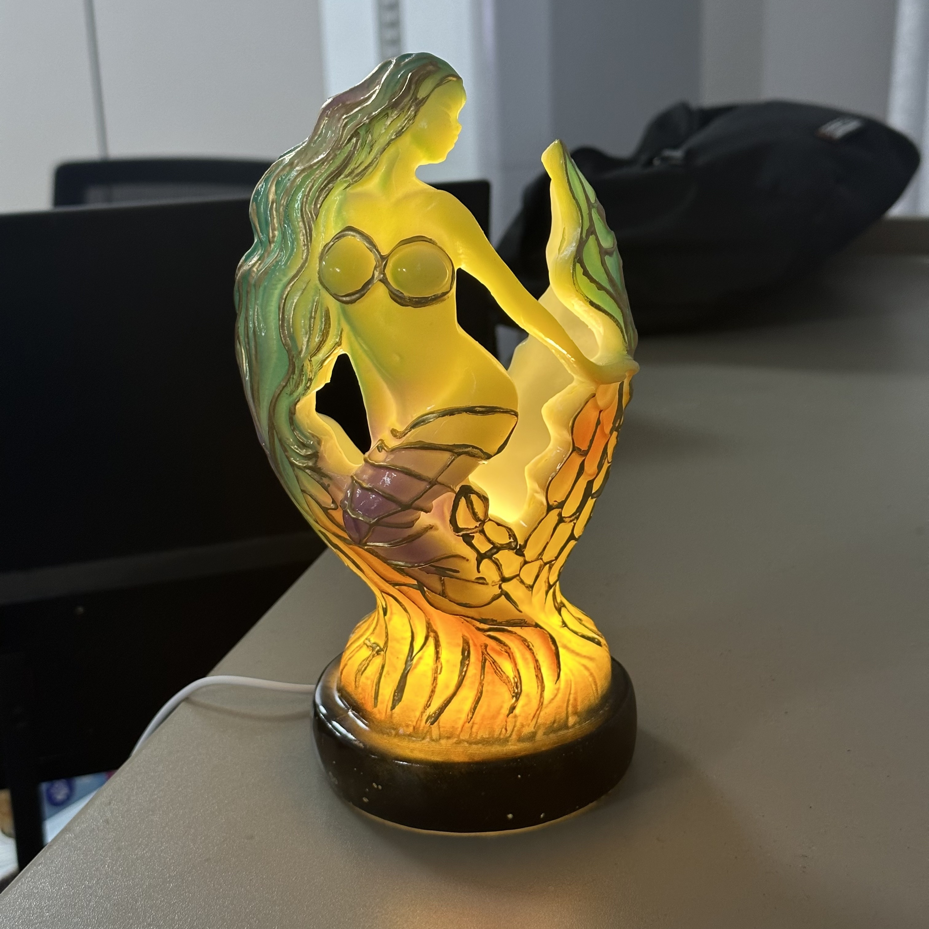1pc Mermaid LED Lamp, Resin Fantasy Figurine, USB Powered Desk Light with  Multicolor for Indoor Use Decorative Accent for Room
