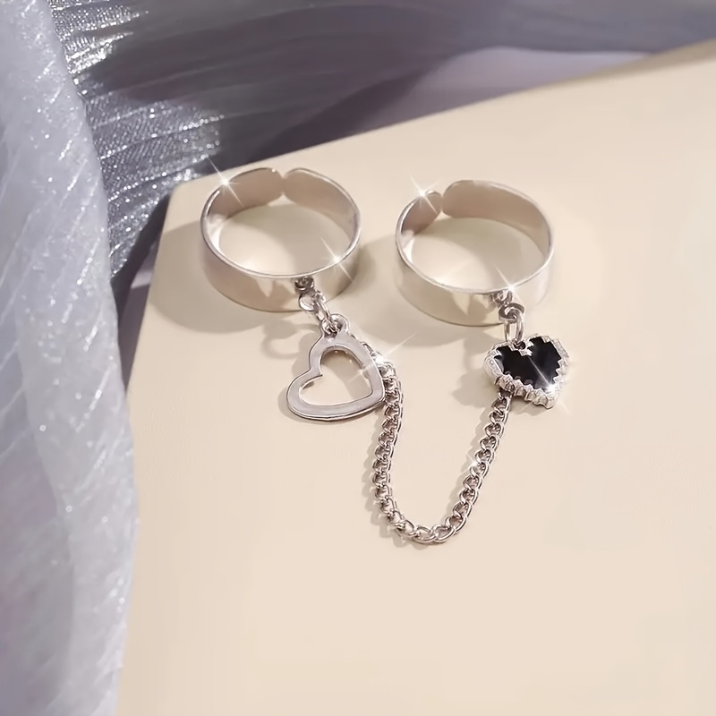E-shop 1/ 2 Damenmode Herzförmiger Hohler Kreativer Ring - Elegant und Vielseitig für den - Ideales Valentinstagsgeschenk