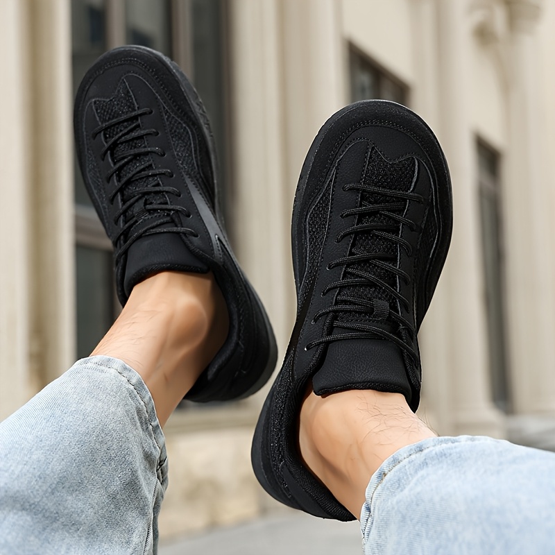 Men's Oversized Breathable Mesh Wide Toe Running Shoes
