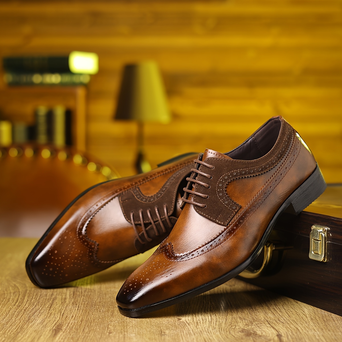 Chaussures d'affaires décontractées pour hommes avec un design décoratif, respirantes et confortables, un indispensable pour les élites du monde du travail