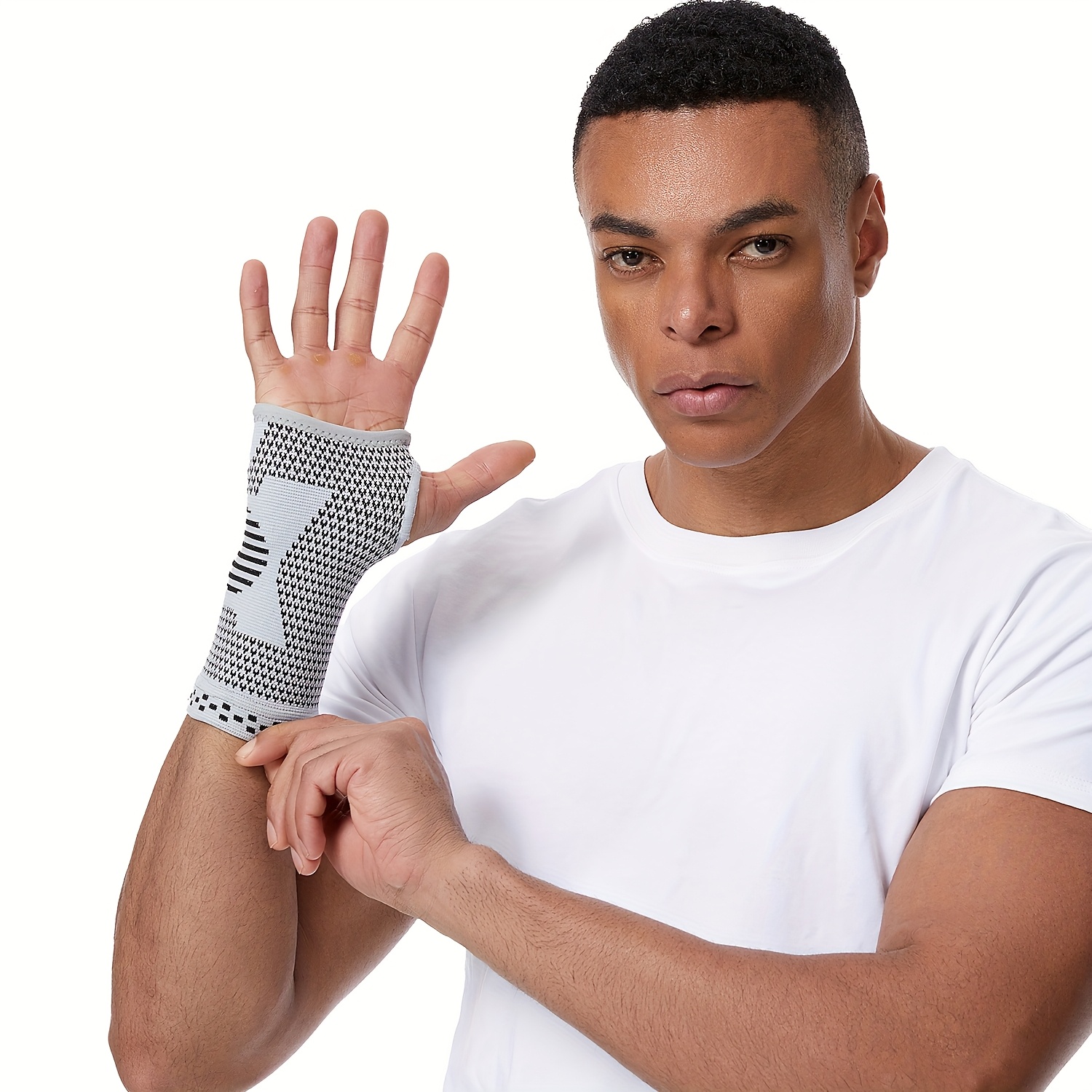 Image of 1pc Of Compression Wristband, Breathable And Sweat-resistant Sports Wristband With Pull-on Closure, Hand Washable, Suitable For Basketball, Tennis, Weightlifting, Fitness, And Household Chores