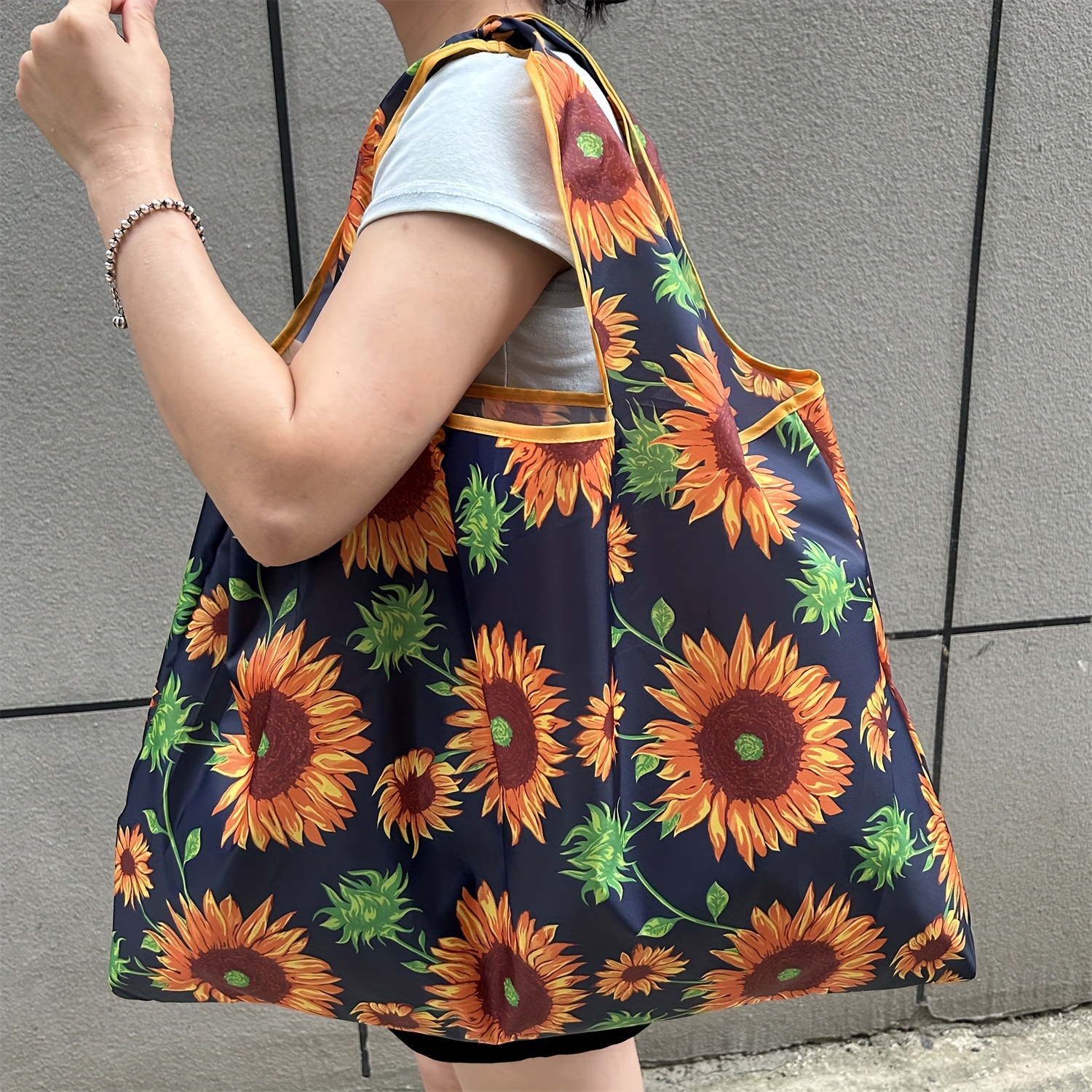 TEMU Sunflowers Print Folding Lightweight Large Handheld For Men Women, Reusable Large Capacity Portable Shopper, Grocery Storage Bag