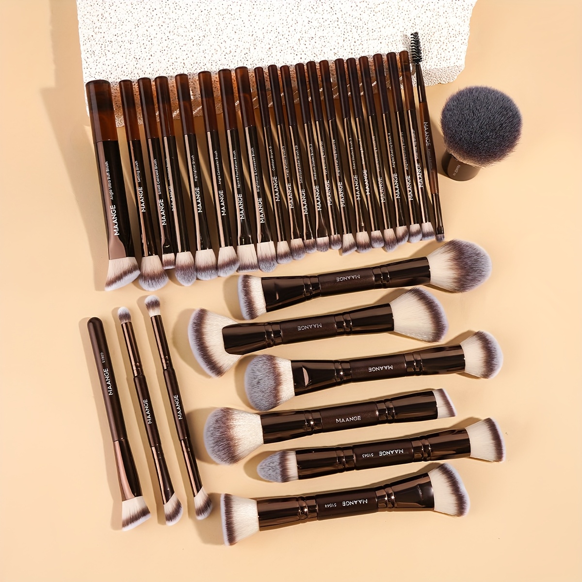 MAANGE 31pcs Professional Makeup Set with Brushes, Travel Easy Carrying
