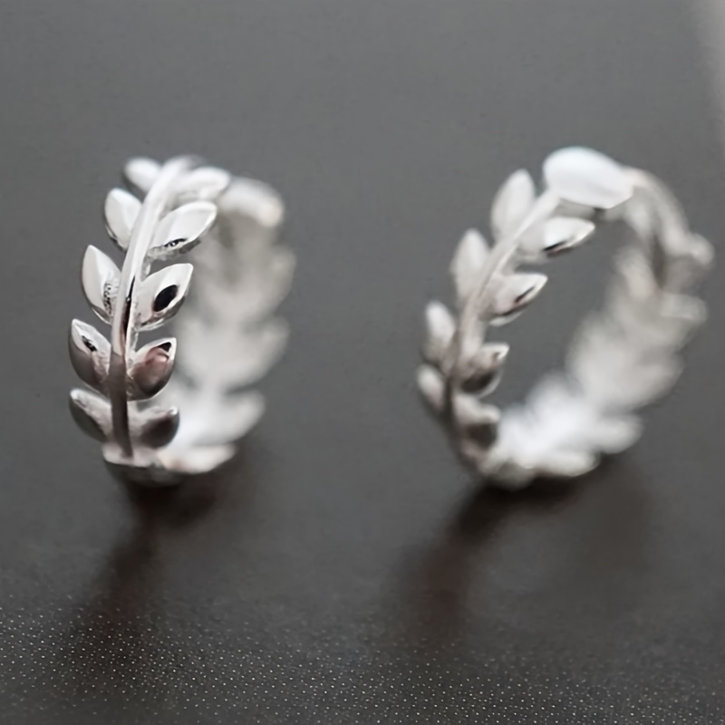 

925 Sterling Silver, Adjustable Leaf Design Earrings, Open Hoop Style, Cute And Simple Fashion, Small Statement Earrings For Daily Wear, Party, And Vacation Accessory For Women