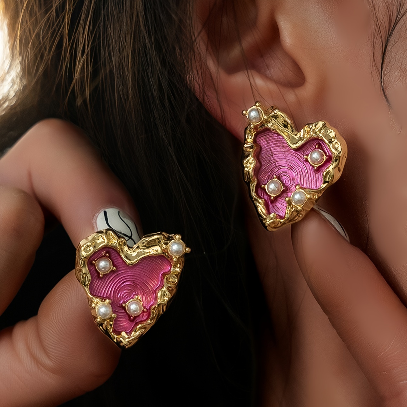 

Boucles d'oreilles vintage élégantes en de cœur avec des perles d' - Aiguille d'oreille en de et acier inoxydable, non plaqué - Polyvalent pour un et des spéciales, cadeau idéal pour la Saint-Valentin