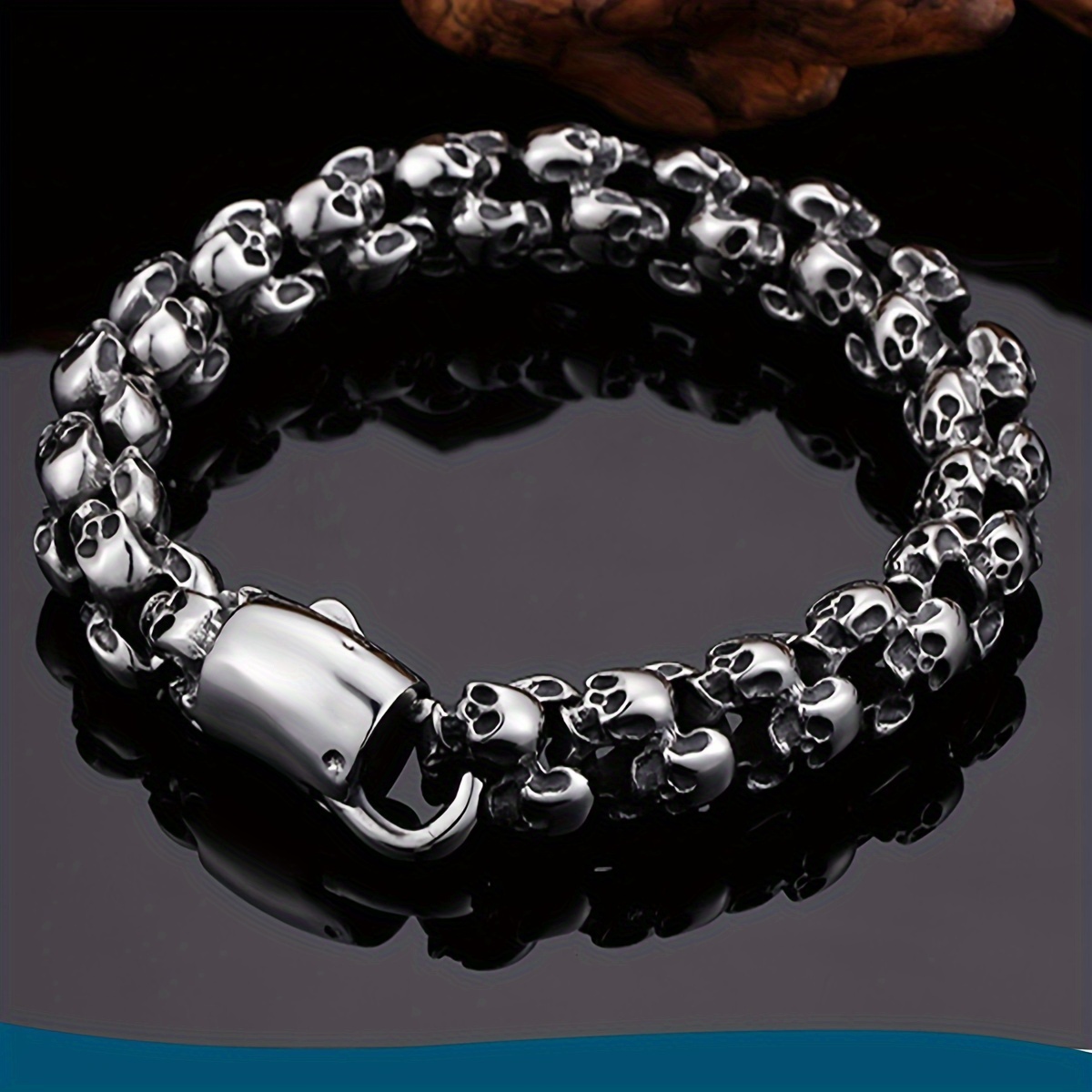 

Retro Gothic Halloween Skull Titanium Steel Bracelet, Men Casual Fashion Jewelry Gift