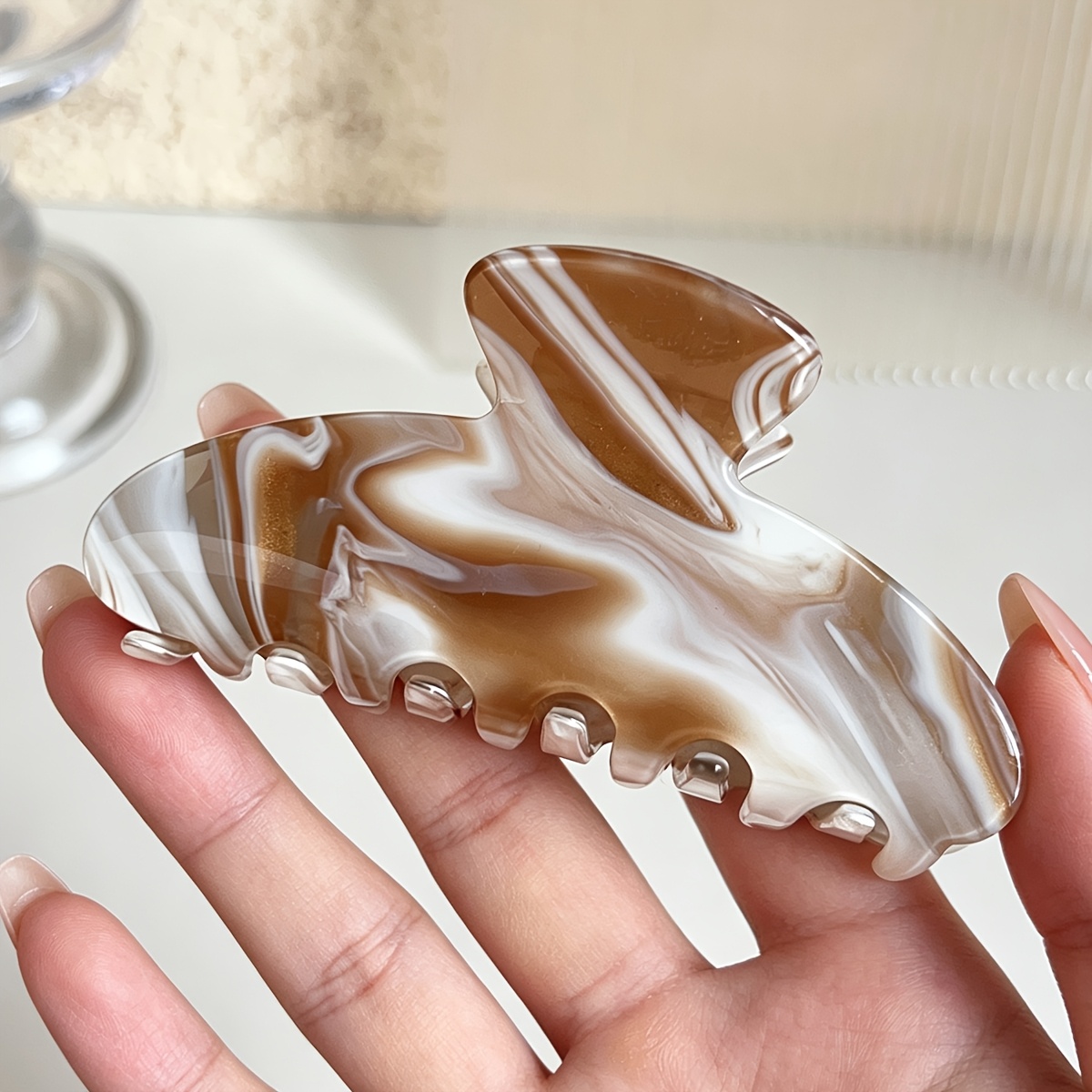 1pc Gentle Milk Coffee Marble Hair Clip, Premium Acetate Shark Clip, Versatile Clip for the Back of the Head, Half-Up Hairstyle for Daily Commute, Keeping Hair in Place at Home, Gentle Style Hair Accessory for Dates