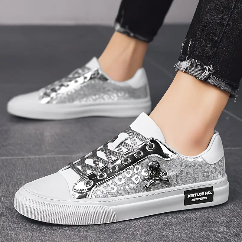 fashionable low top sneakers with skull design and casual and hiking details 7