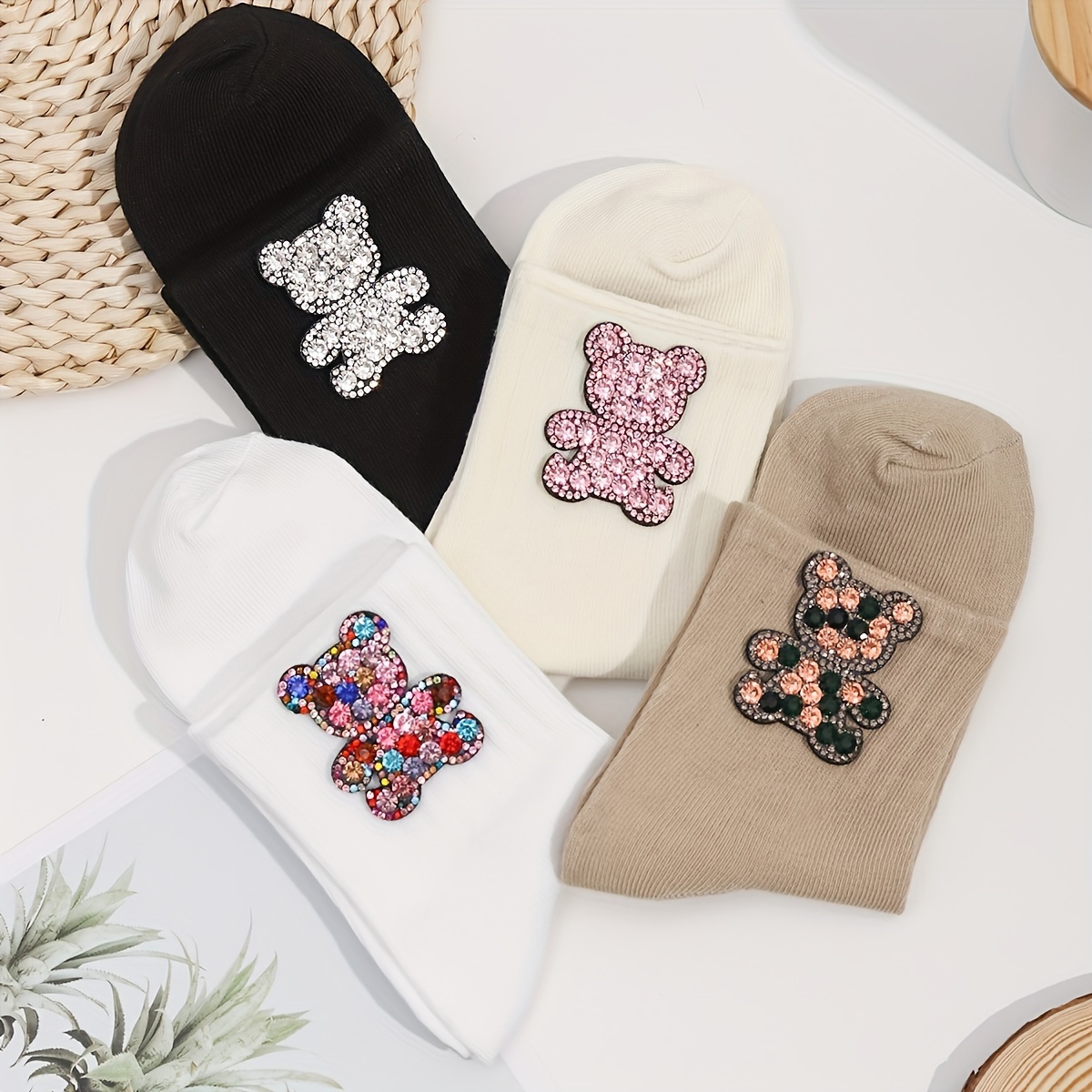 

1 Pair Cute Rhinestone Teddy Bear Embellished Ankle Socks, Fashionable Women's Shorts, Polyester Nylon , Hand Wash Only, Solid Color, Knee-high, Knit Fabric