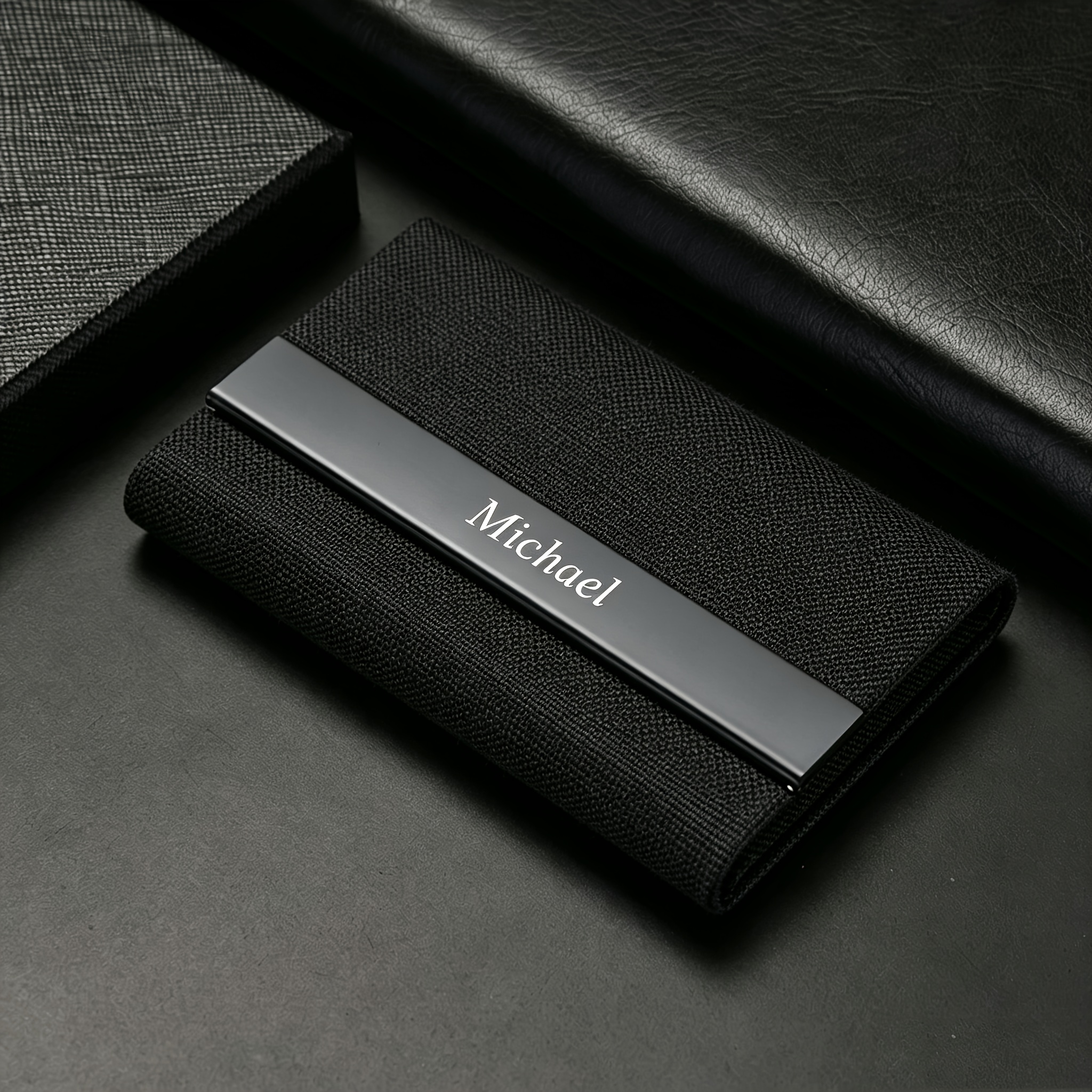 TEMU Customizable Stainless Steel Business Card Holder, With Text, Comfortable Grip, Magnetic Flip Cover, Fashionable , Durable, Suitable For Office